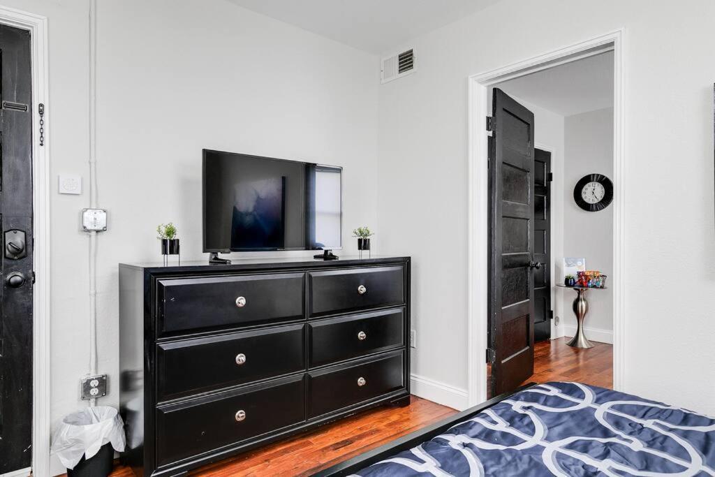 Charming, Happy 1-Bed Oasis: Rva Retreat Awaits! Apartamento Richmond Exterior foto