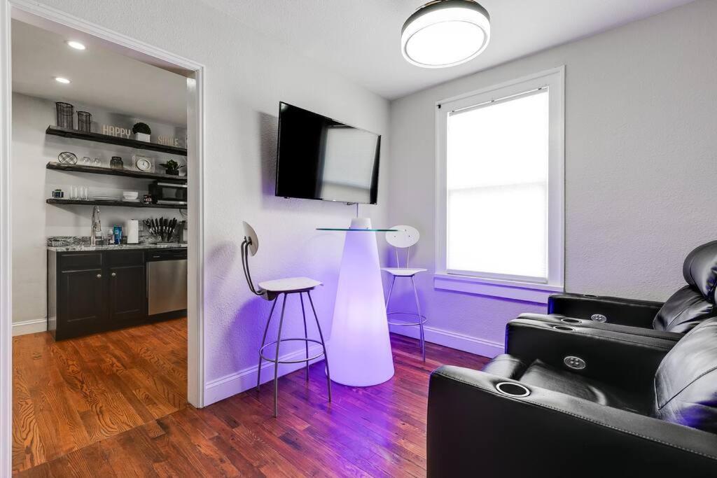Charming, Happy 1-Bed Oasis: Rva Retreat Awaits! Apartamento Richmond Exterior foto